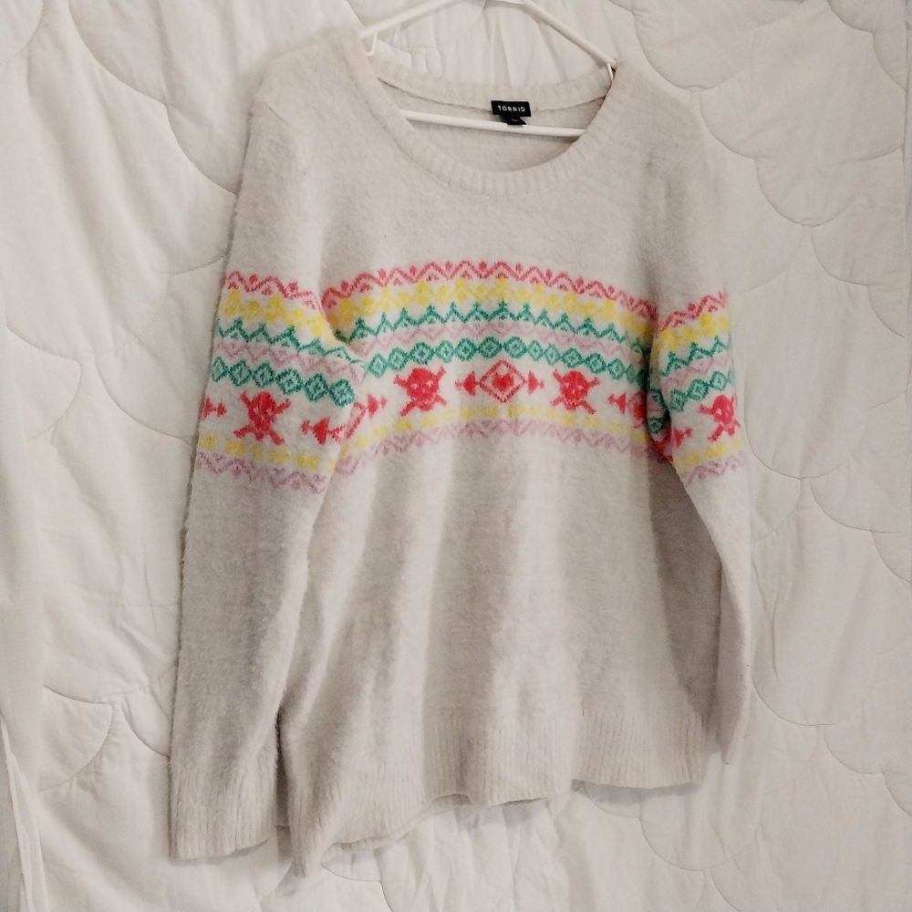 Torrid Women's 1x Fuzzy Yarn Cream Pullover Crewneck Fair Isle Sweater Skulls - Picture 4 of 9